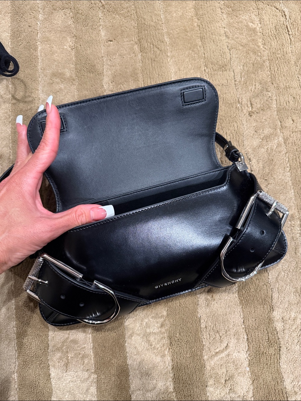 Givenchy Bag - Picture 6 of 7